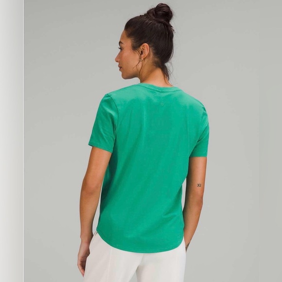 Lululemon Love V-Neck T-Shirt in Maldives Green - Picture 3 of 10